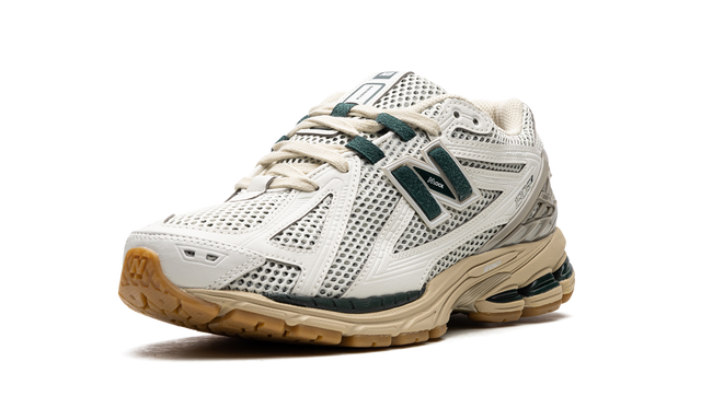 New Balance 1906R Silver Metallic