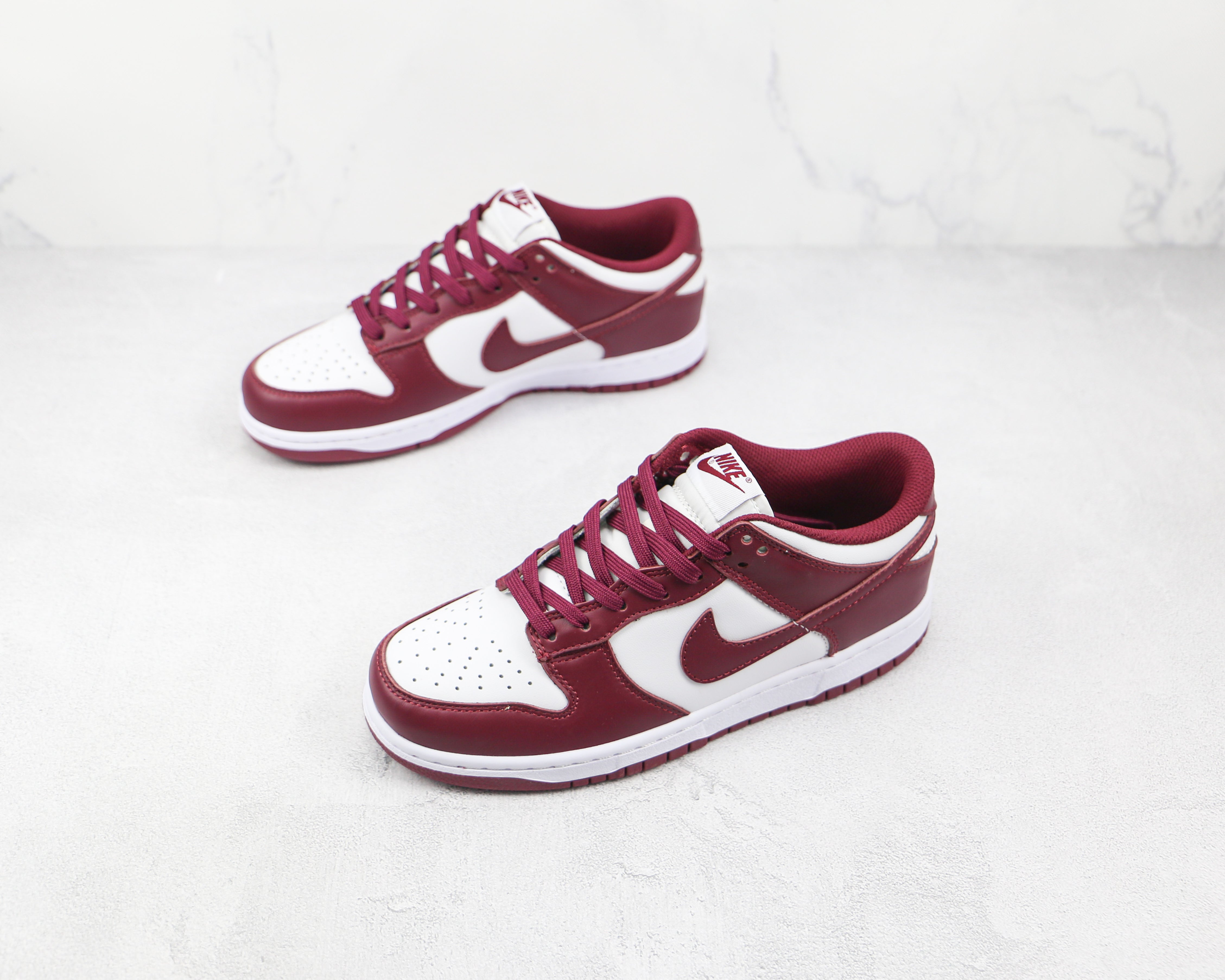 Nike Dunk Low Burgundy