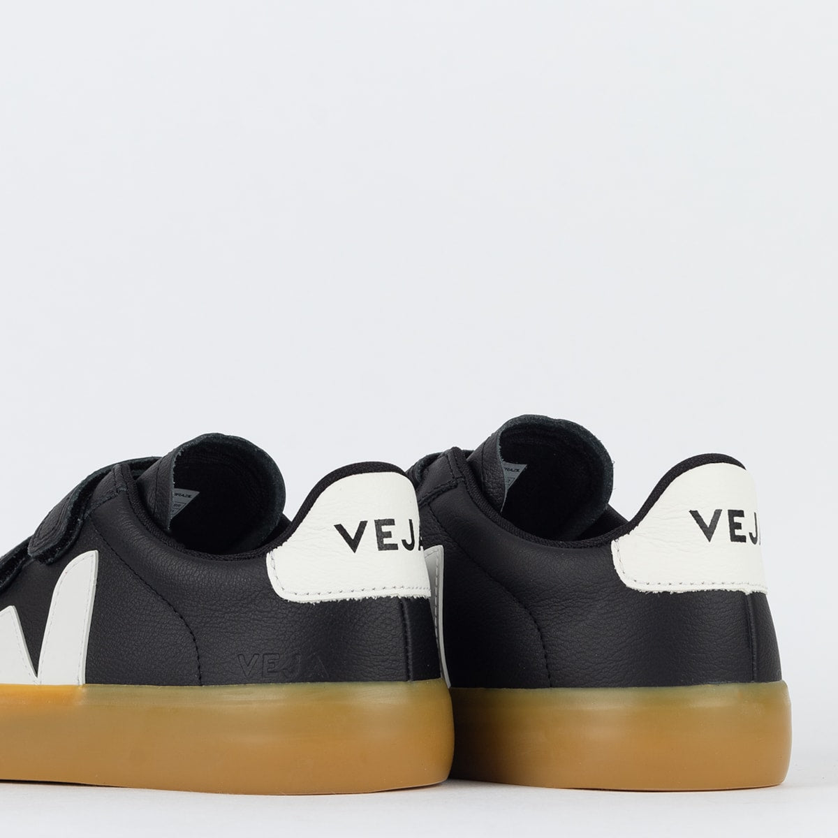 Veja Recife Logo Chromefree Leather Platine White