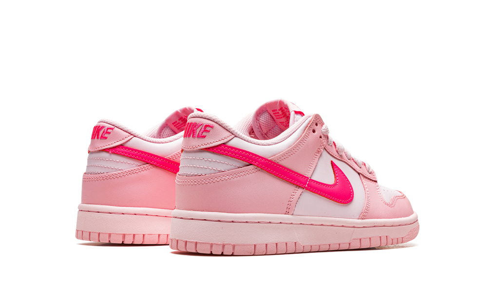 Nike Dunk Low Triple Pink