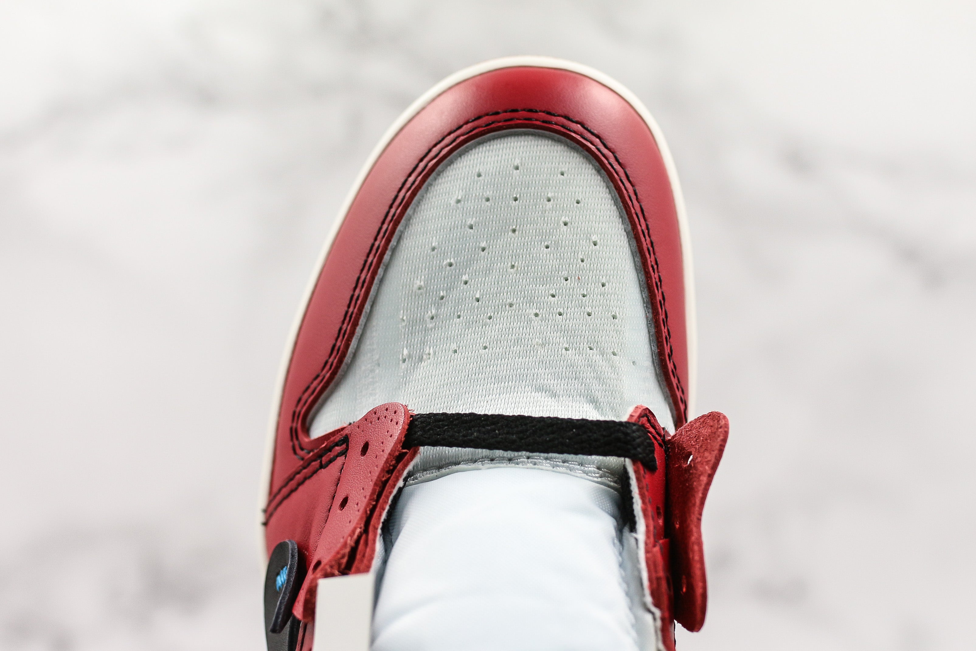 Nike Jordan 1 Retro High X Off White Chicago