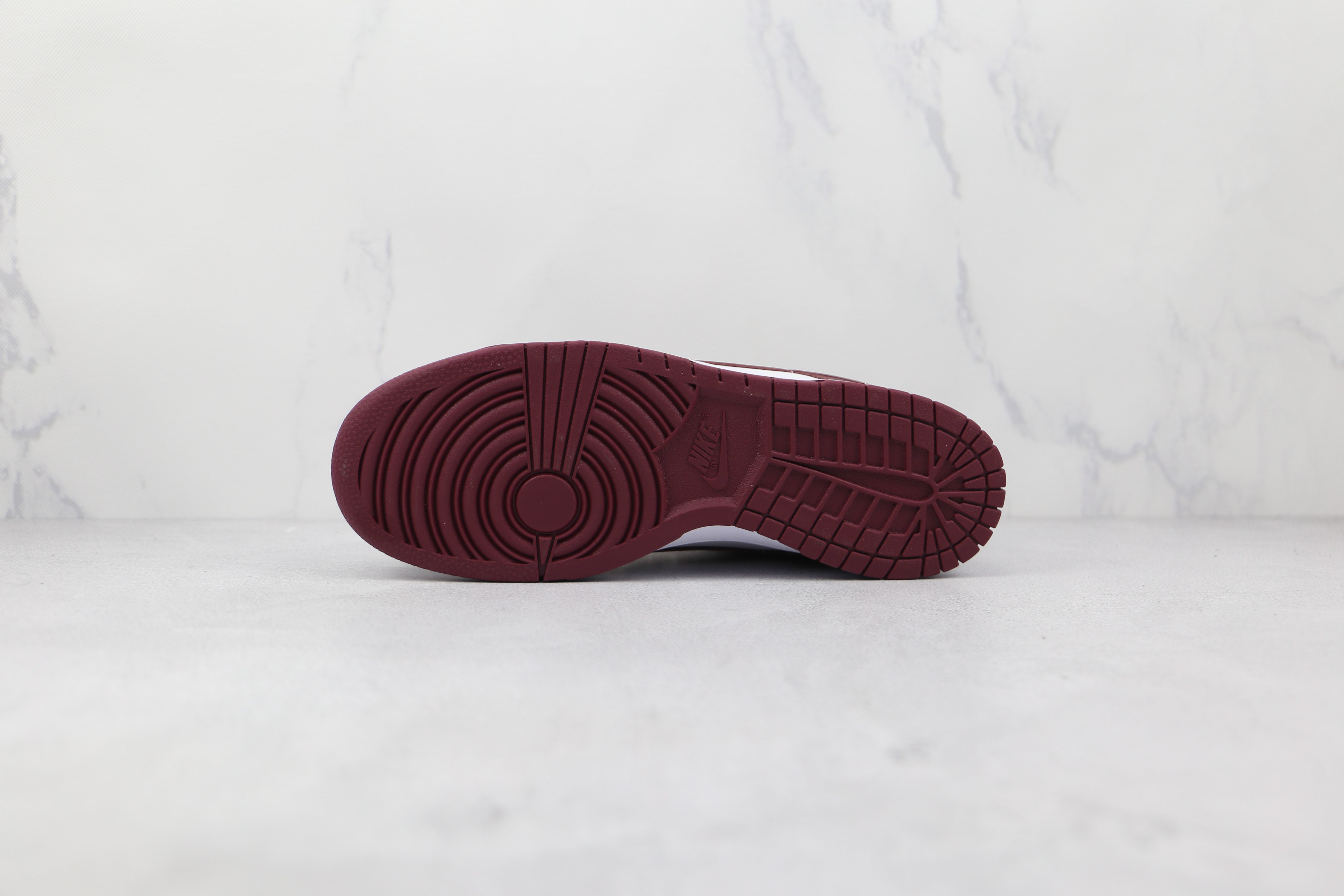 Nike Dunk Low Burgundy