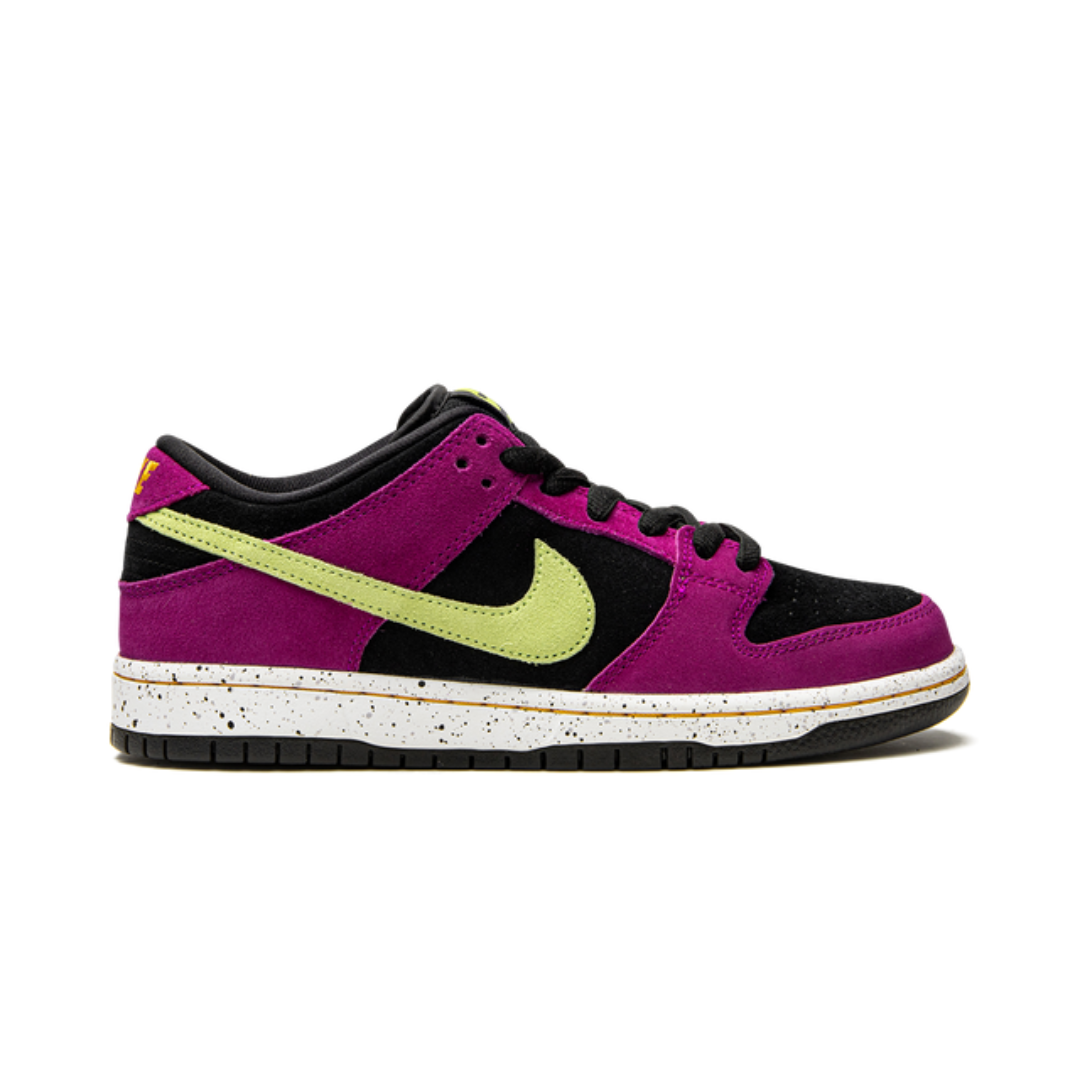 Nike SB Dunk Low Acg Earth Red Plum