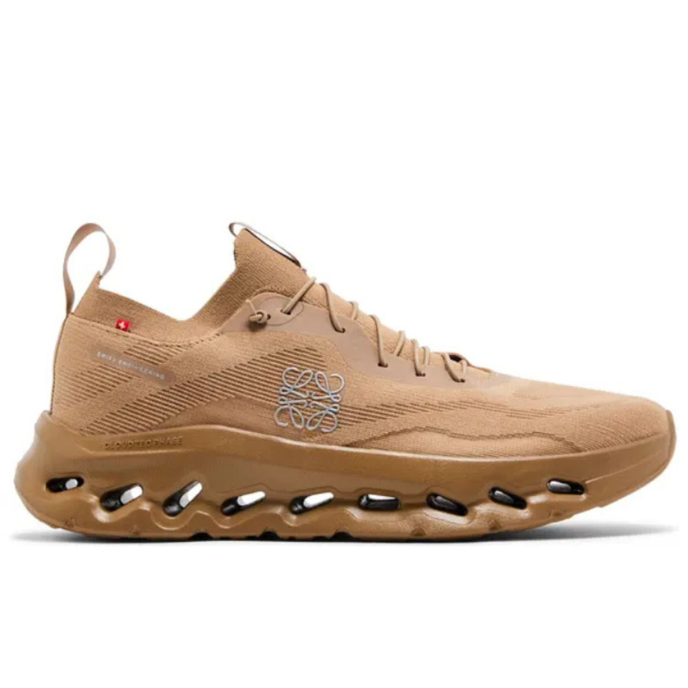 On X Loewe Cloudtilt Marfim