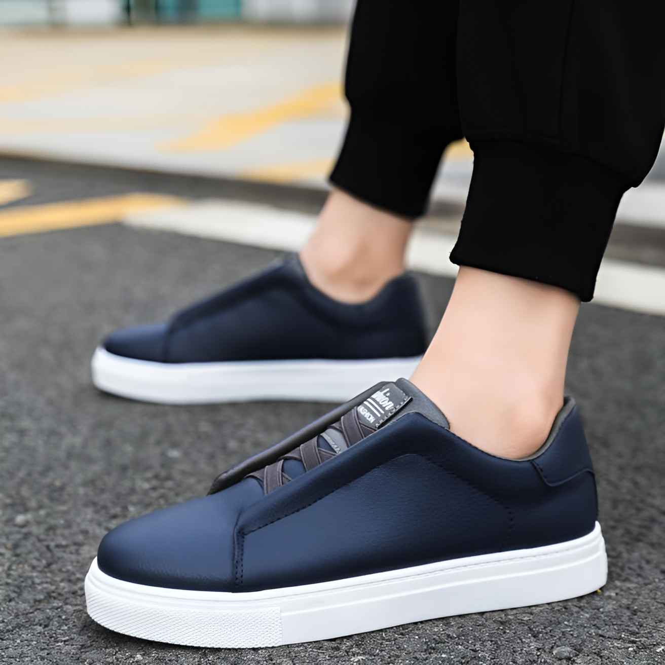 Men’s Clean Sneakers