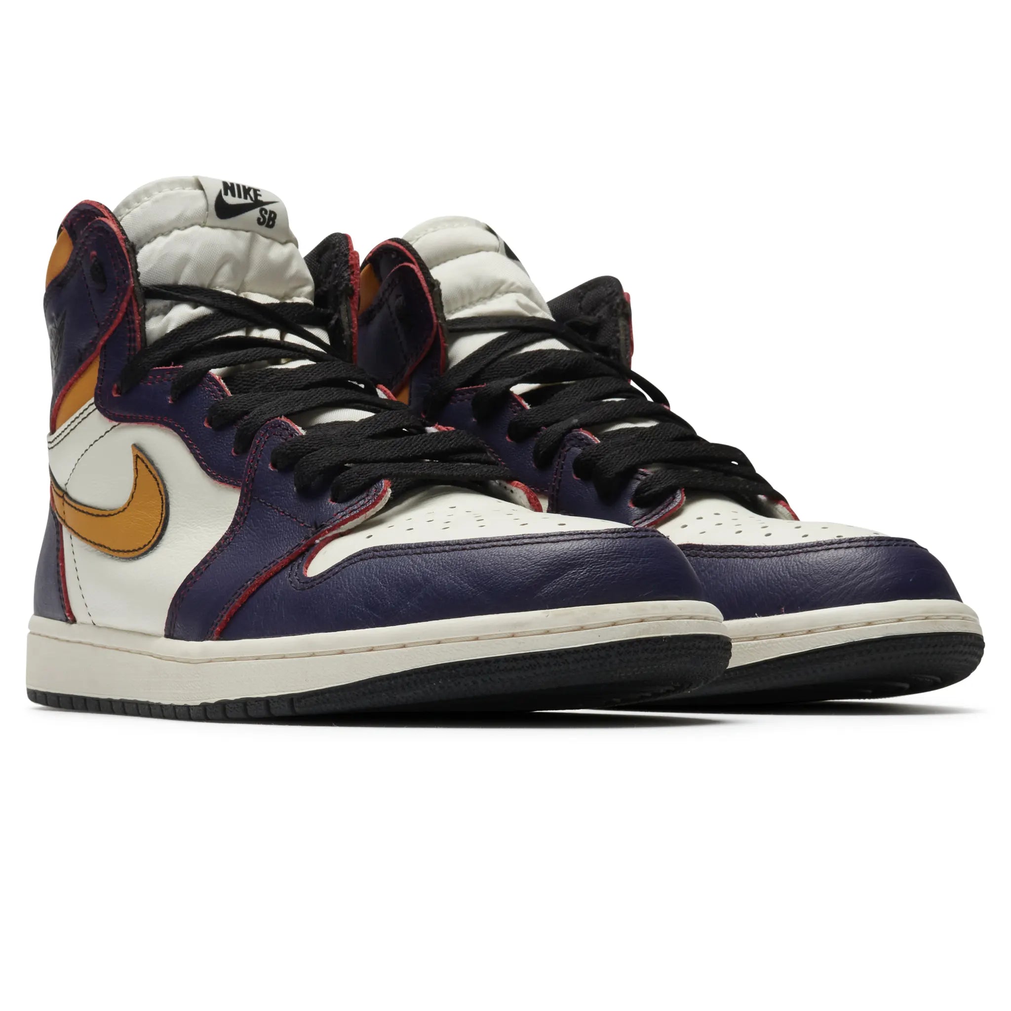 Preloved Air Jordan 1 Retro High SB To Chicago