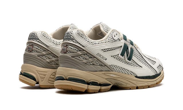 New Balance 1906R Silver Metallic