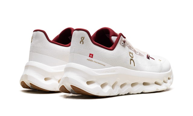 On Running Cloud X 3AD Undyed White