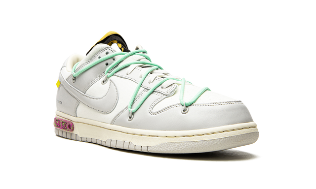 Nike Dunk Low Off White