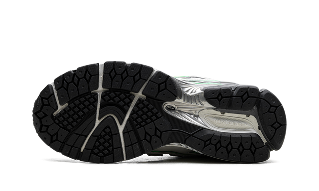 New Balance 1906R Black Silver