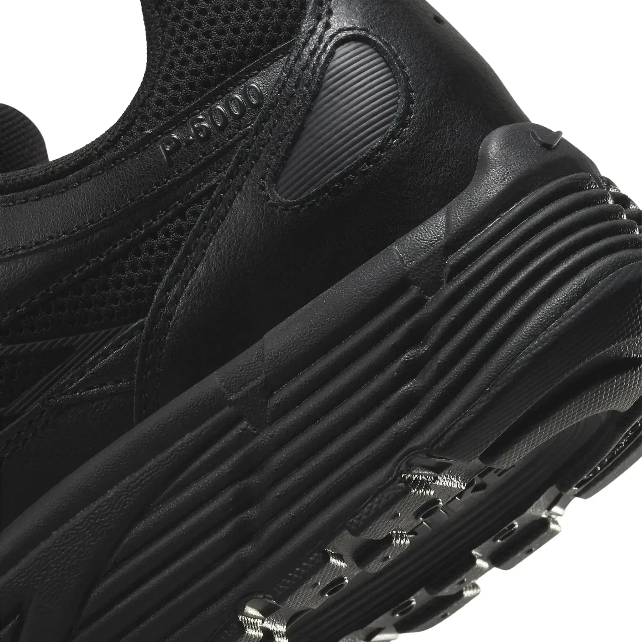 Nike P 6000 Triple Black