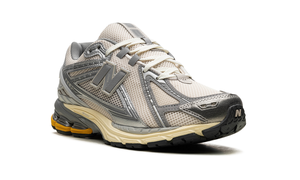 New Balance 1906R Licorice