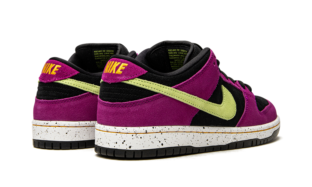 Nike SB Dunk Low Acg Earth Red Plum