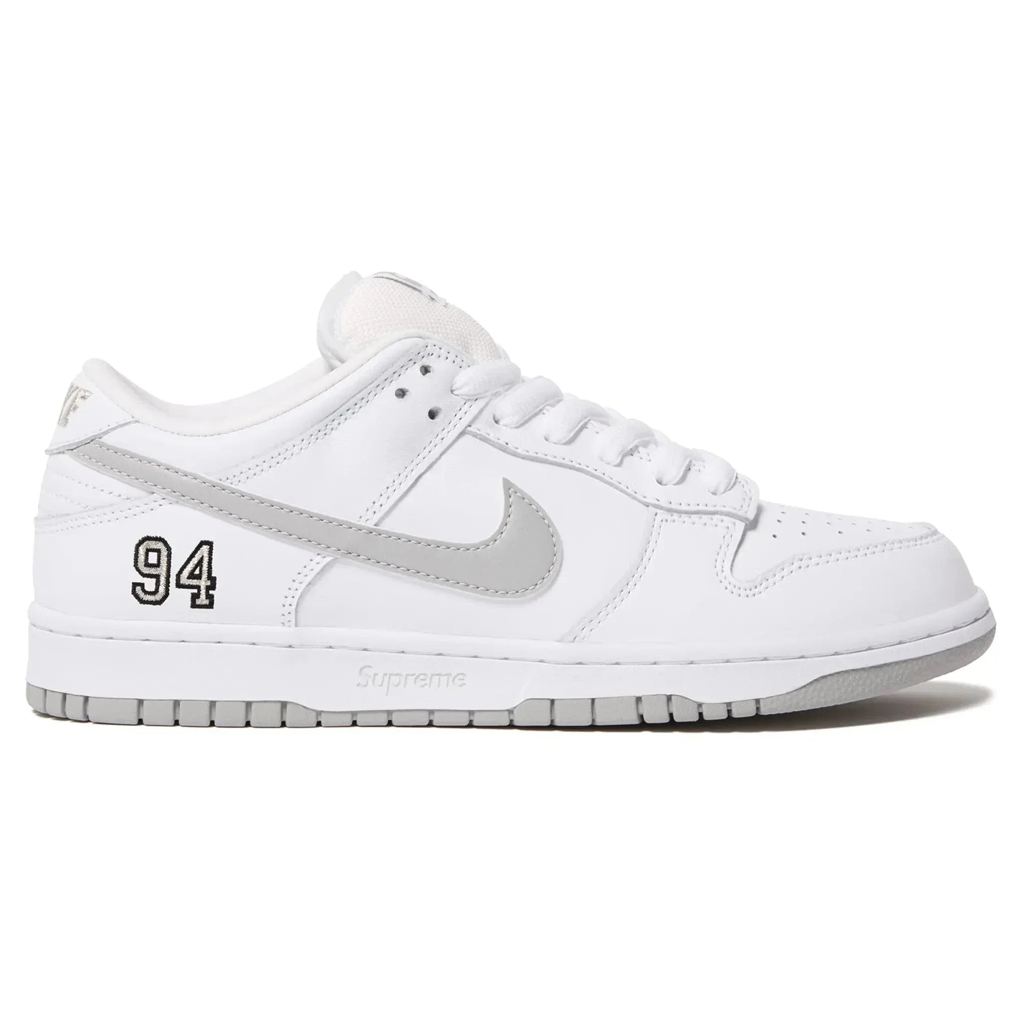 Supreme X Nike SB Dunk Low White