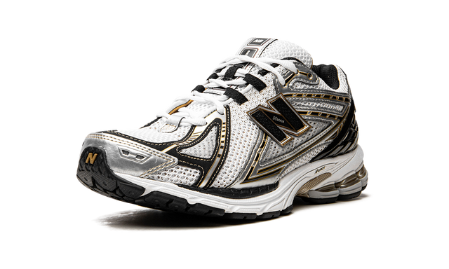 New Balance 1906R Silver Metallic