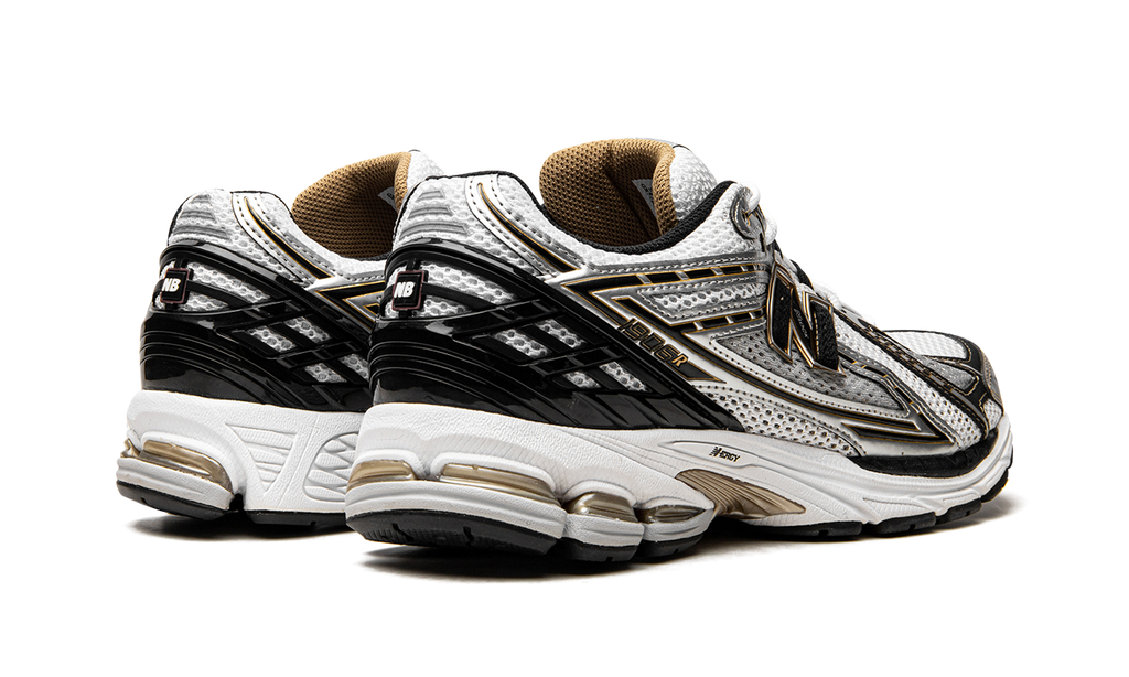 New Balance 1906R Silver Metallic