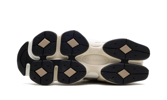 New Balance 9060 Oat