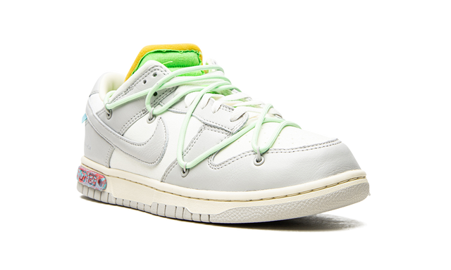 Nike Dunk Low Off White