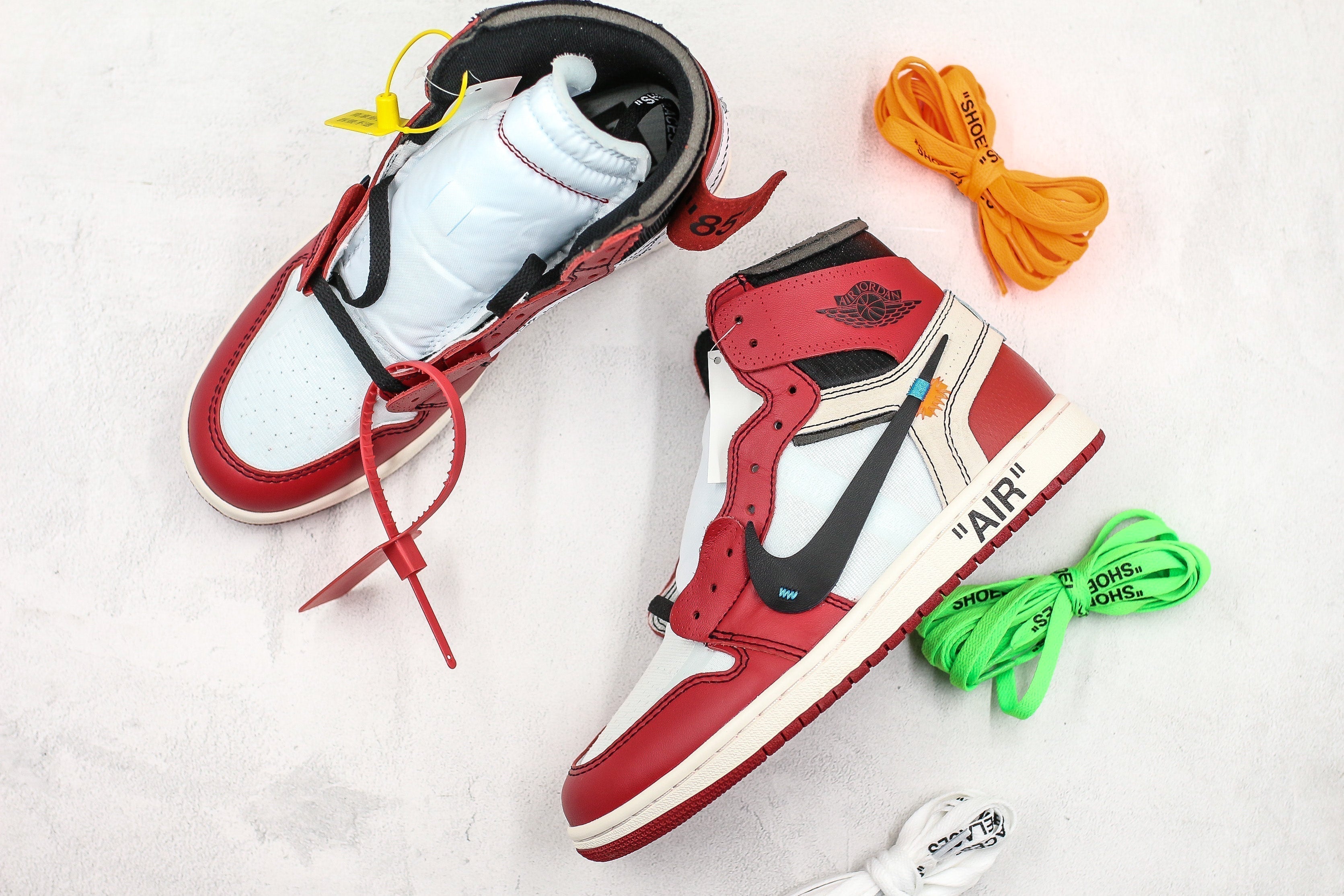 Nike Jordan 1 Retro High X Off White Chicago
