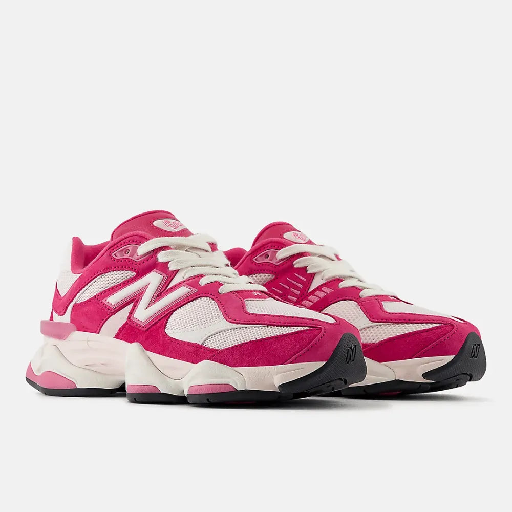 New Balance 9060 Fuchsia