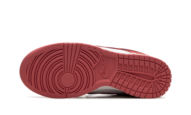 Nike Dunk Low Valentines Day 2024