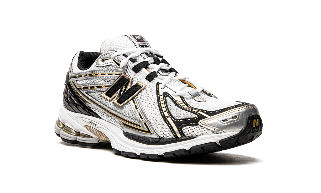 New Balance 1906R Silver Metallic