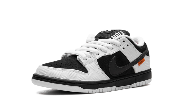 Nike SB Dunk Low Tightbooth