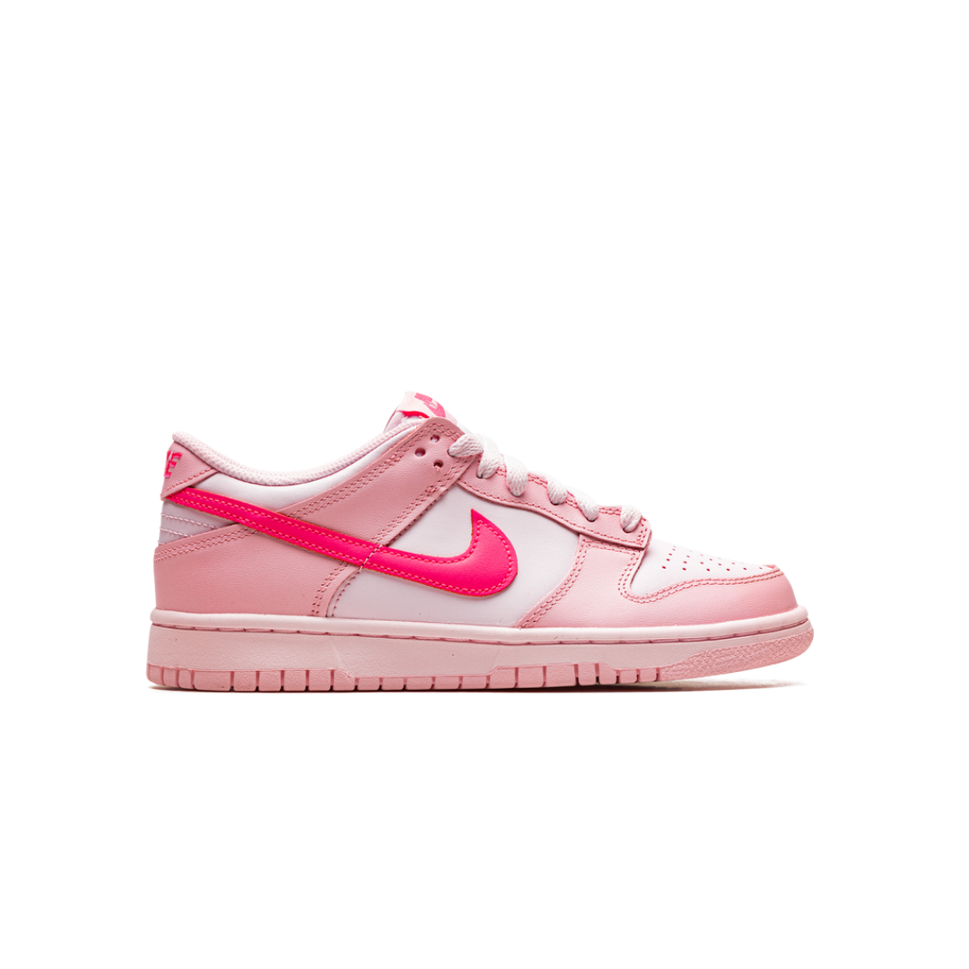 Nike Dunk Low Triple Pink