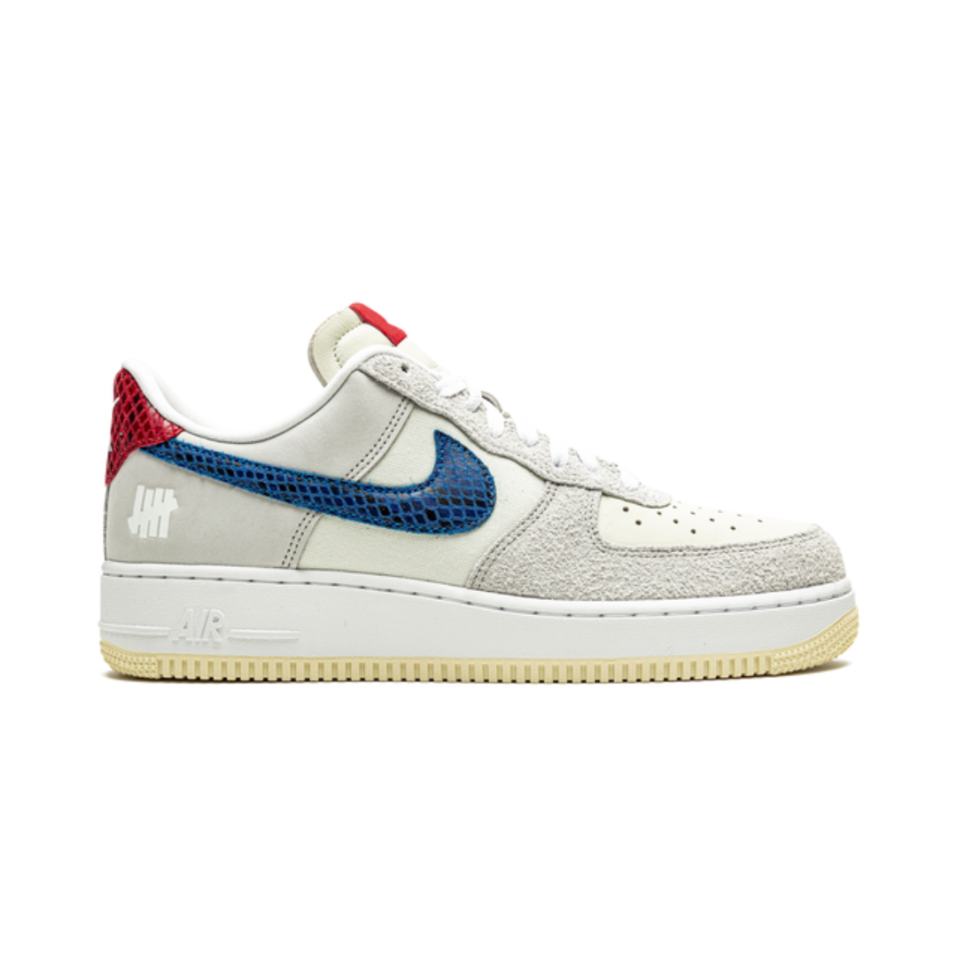 Nike Air Force 1 Low SP Undefeated 5 On It Dunk Vs AF1