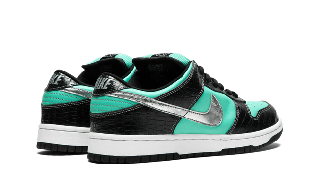 Nike Dunk Low Diamond Supply Co