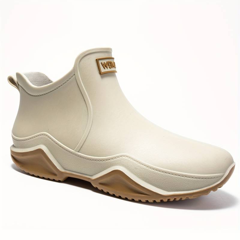 Men’s Clean Boots