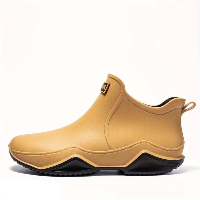 Men’s Clean Boots