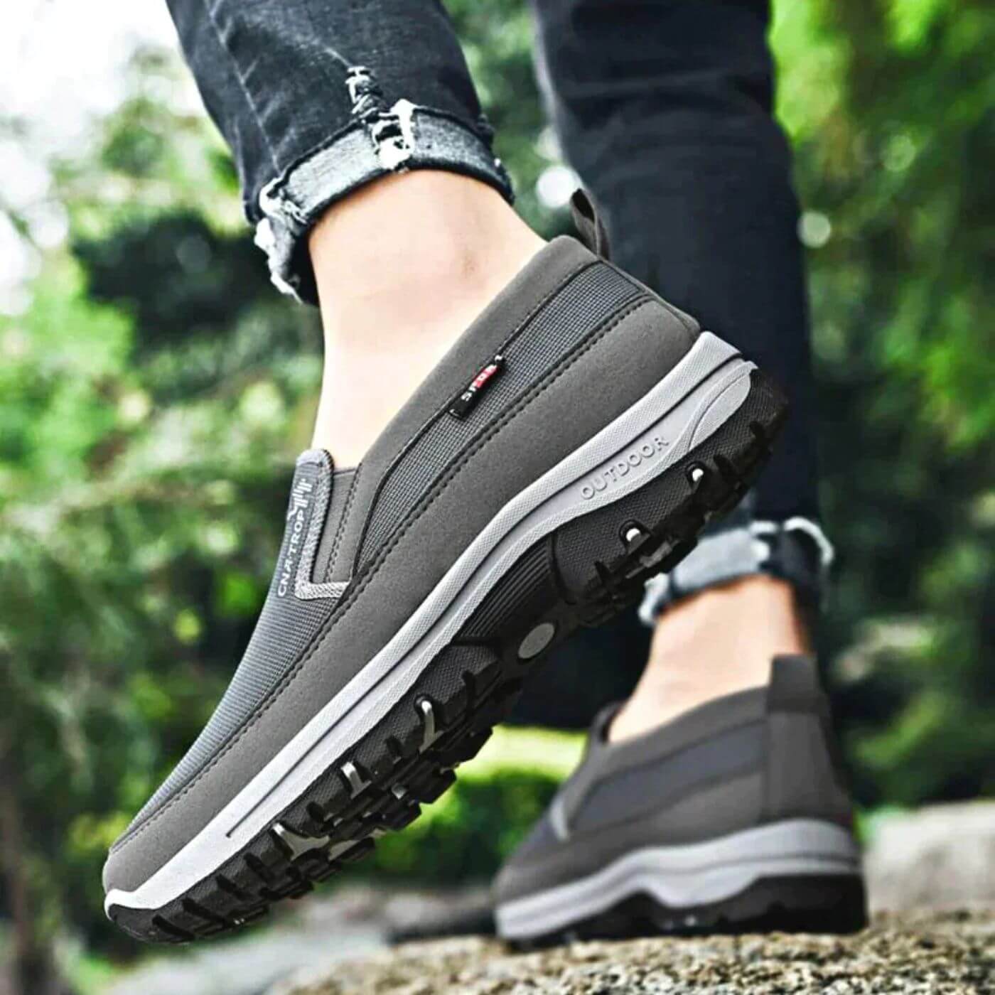 Men’s Everyday Walking Shoes