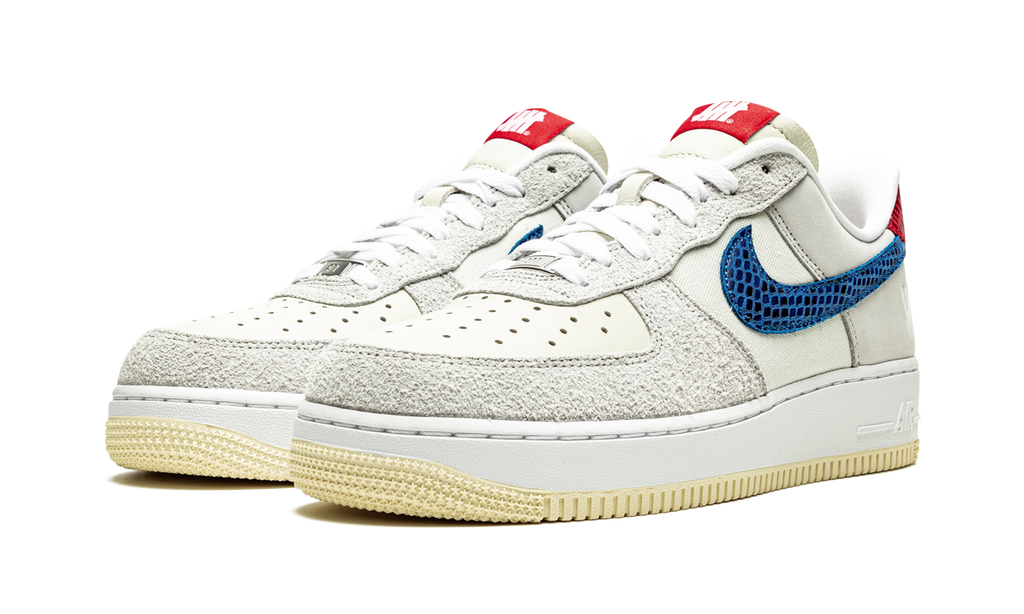 Nike Air Force 1 Low SP Undefeated 5 On It Dunk Vs AF1