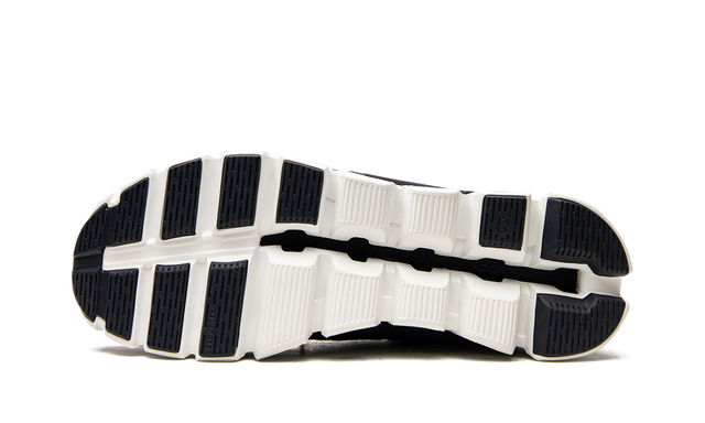 On Running Cloudnova Undyed White