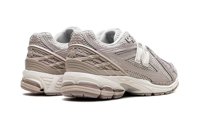 New Balance 1906R Grey