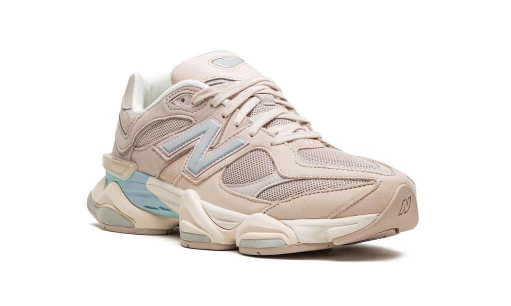 New Balance 9060 Butterscotch