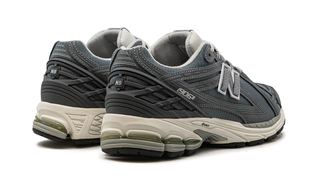 New Balance 1906R Silver Crimson