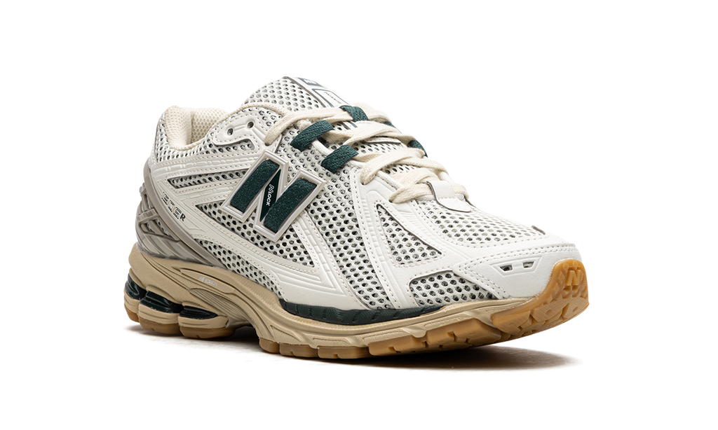 New Balance 1906R Silver Metallic