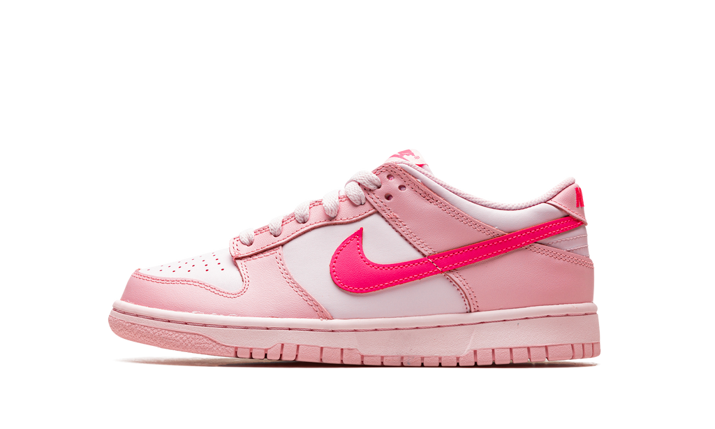 Nike Dunk Low Triple Pink