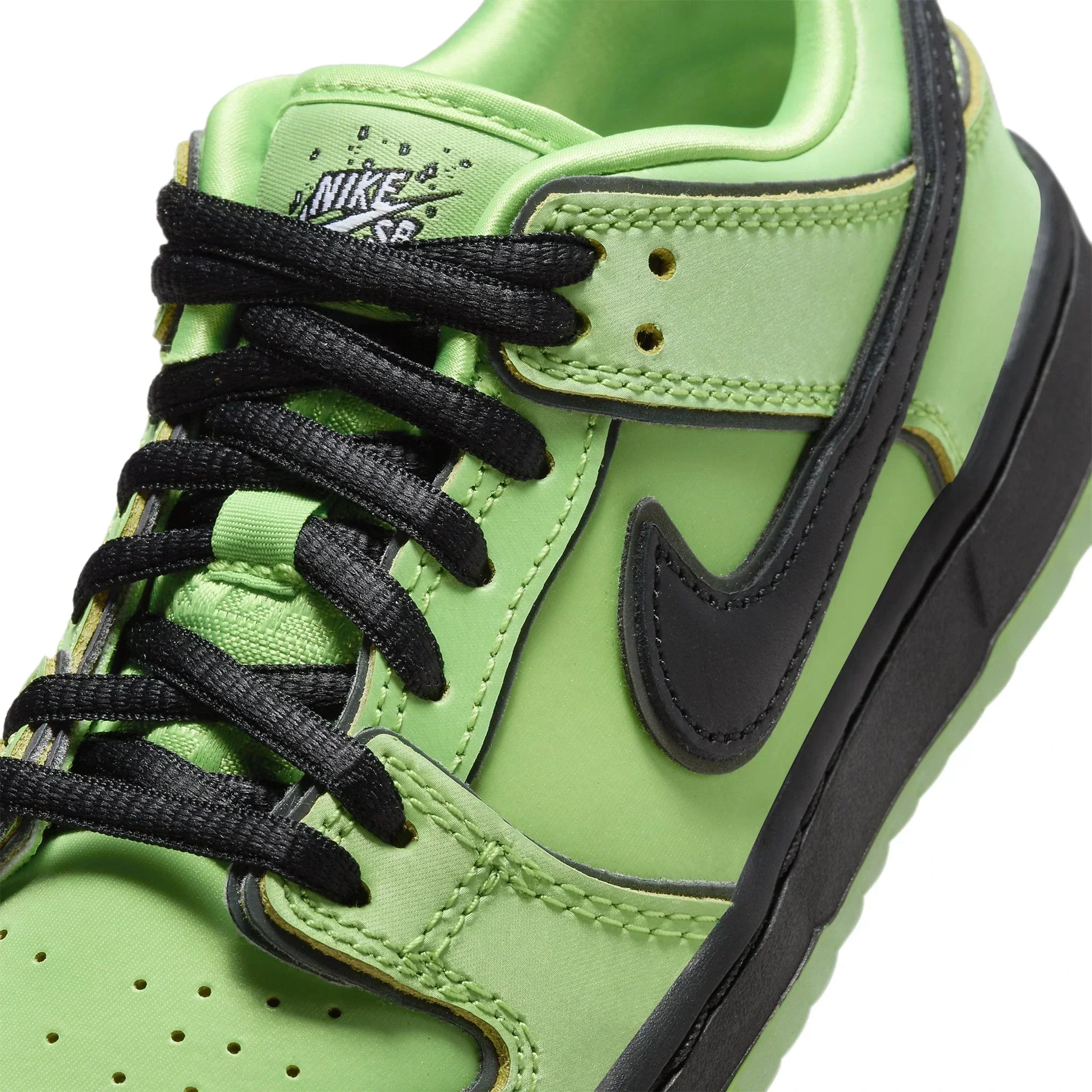 The Powerpuff Girls X Nike SB Dunk Low Buttercup PS