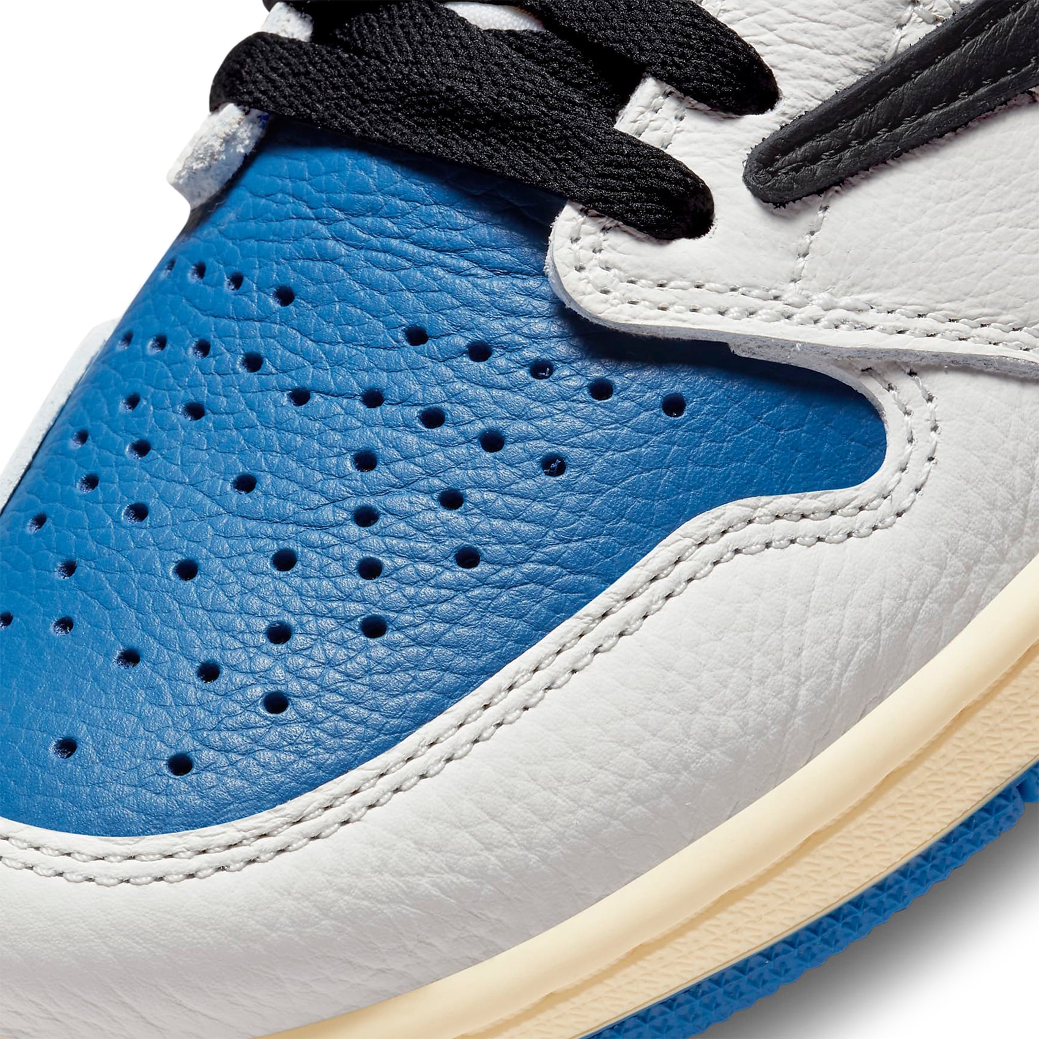 Air Jordan 1 High OG SP Fragment Design X Travis Scott