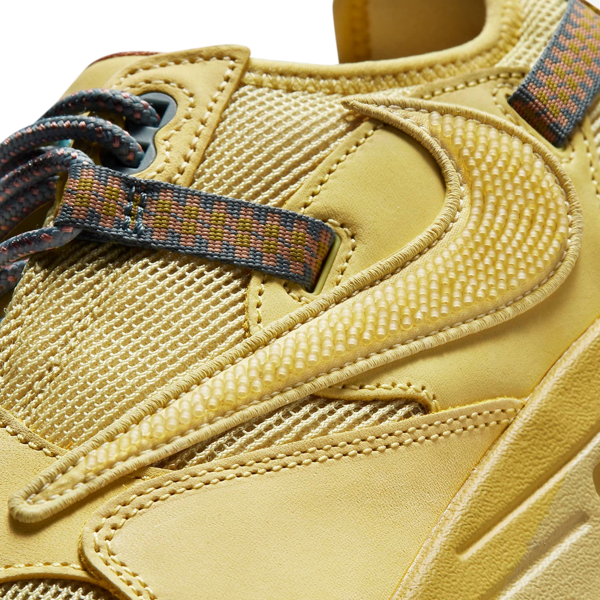 Nike X Travis Scott Air Max 1 Saturn Gold